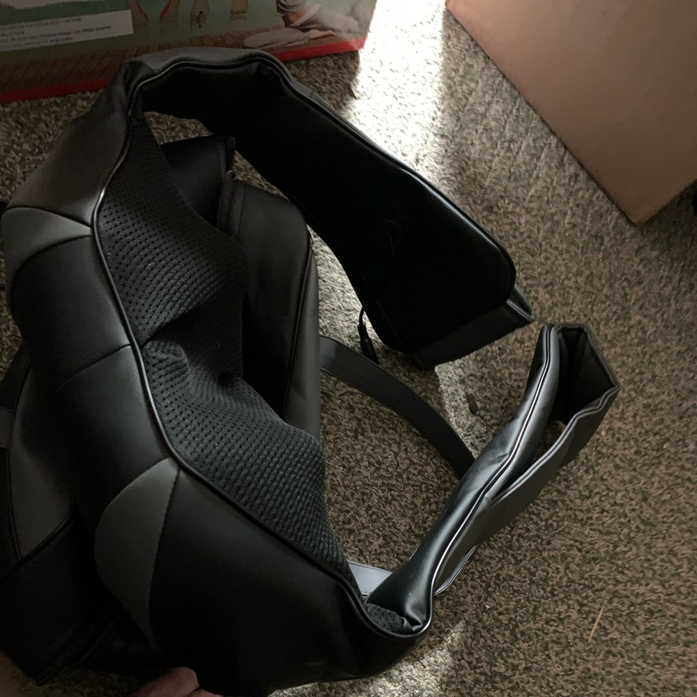 Neck massager